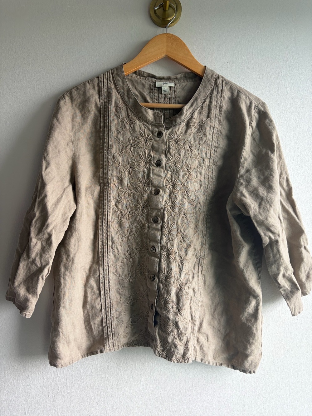 J. Jill Embroidered Linen Button-Front Top - Taupe